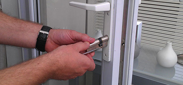 Commercial Door Lock Repair in La Palma